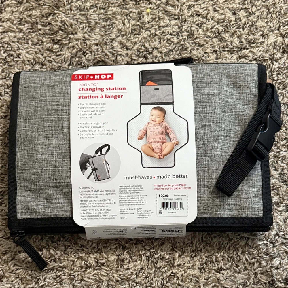 Skip Hop Pronto Portable Changing Mat in Gray and Black